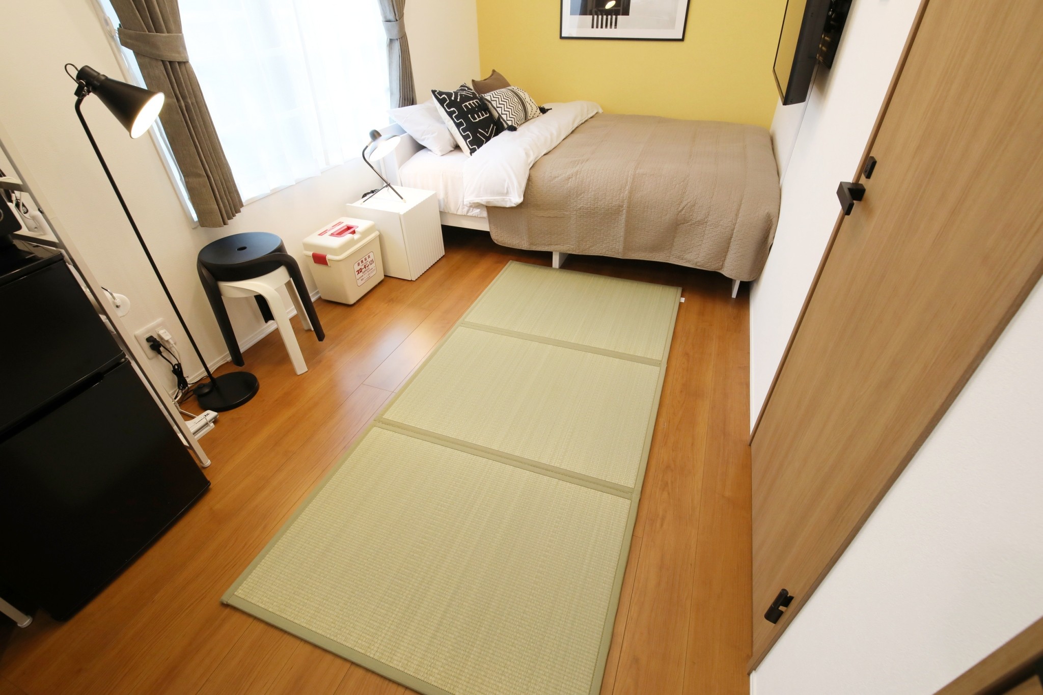 Room 401 double bed with tatami mat
